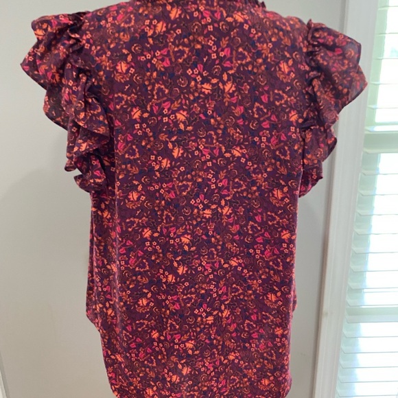 Floral Ruffle Sleeve Top - Red and Pink - Picture 2 of 2